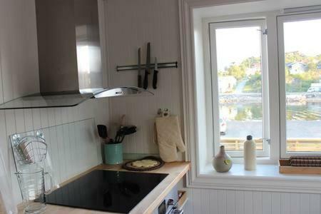 Koselig Hus Naert Havet I Lofoten, Kabelvåg Buitenkant foto